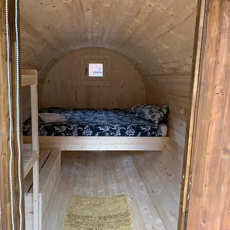 Glamping Suhardul Mic Hotel Lacu Rosu Exterior photo